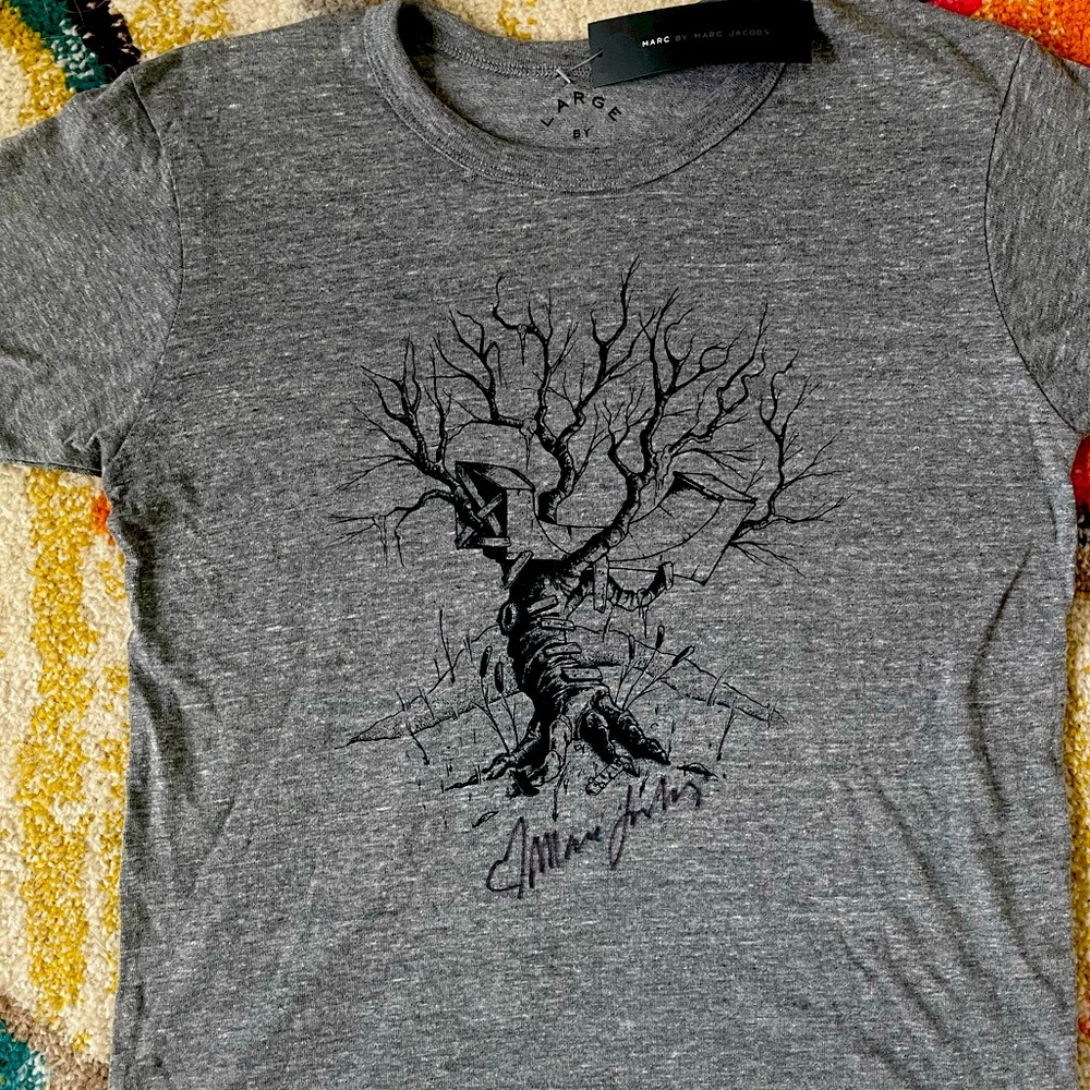 AUTOGRAPHED VINTAGE MARC BY MARC JACOB @SAVE THE ART" SHIRT